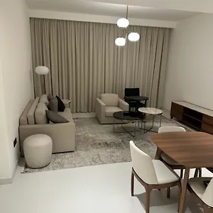 Marina Vista Tower 1 Aparthotel